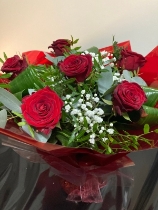 Luxury 6 red rose bouquet